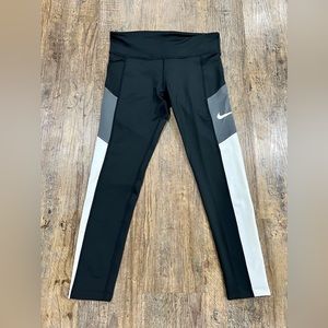 Nike‎ Dri-Fit Leggings Girls Tight Fit MEDIUM Plus.  NEW Black White Gray Youth